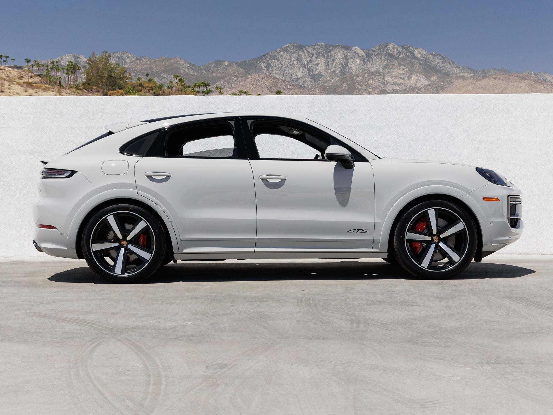 2026 Porsche Cayenne Cayenne GTS Coupe