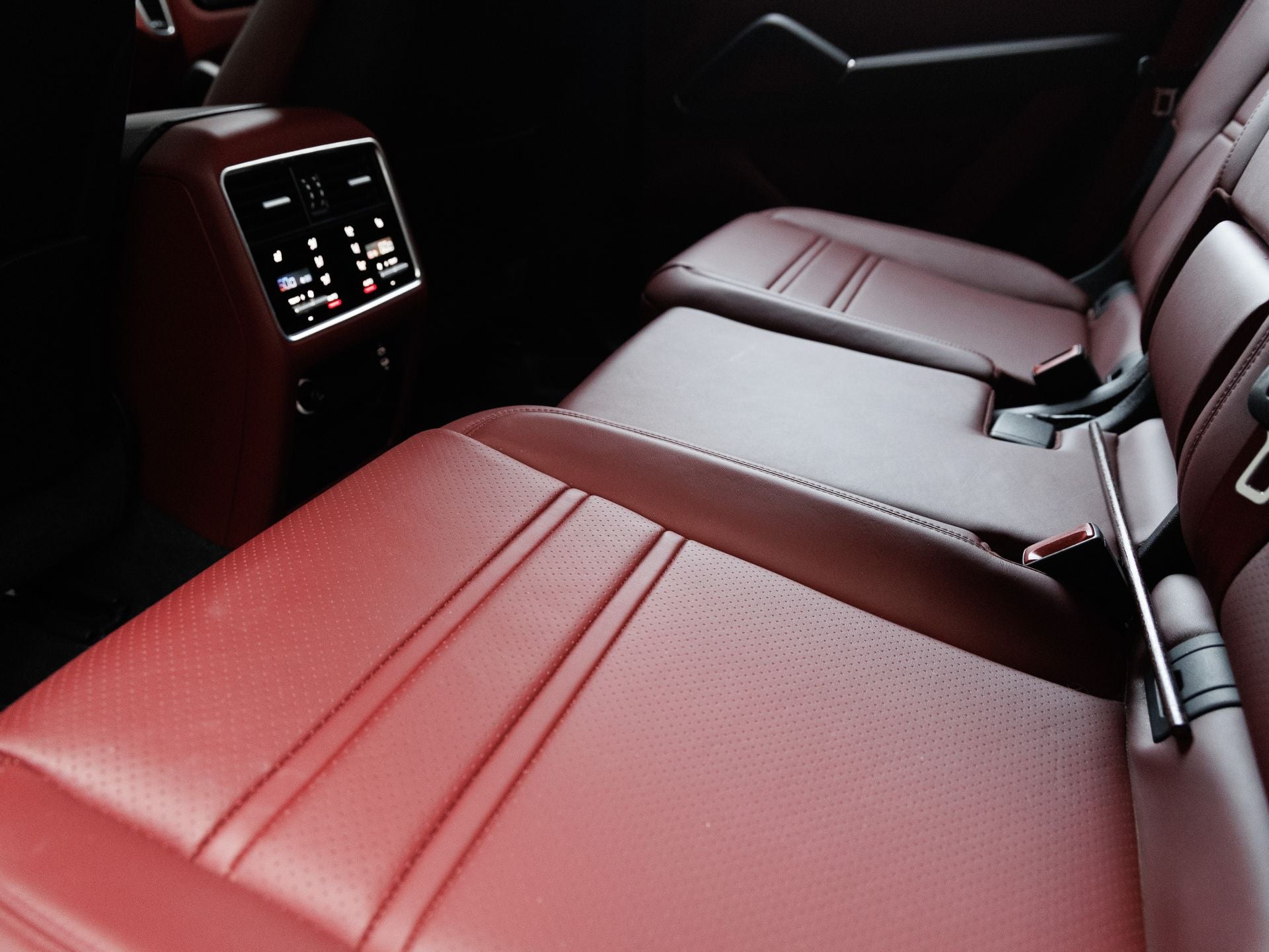 2022 Porsche Cayenne Cayenne GTS Coupe