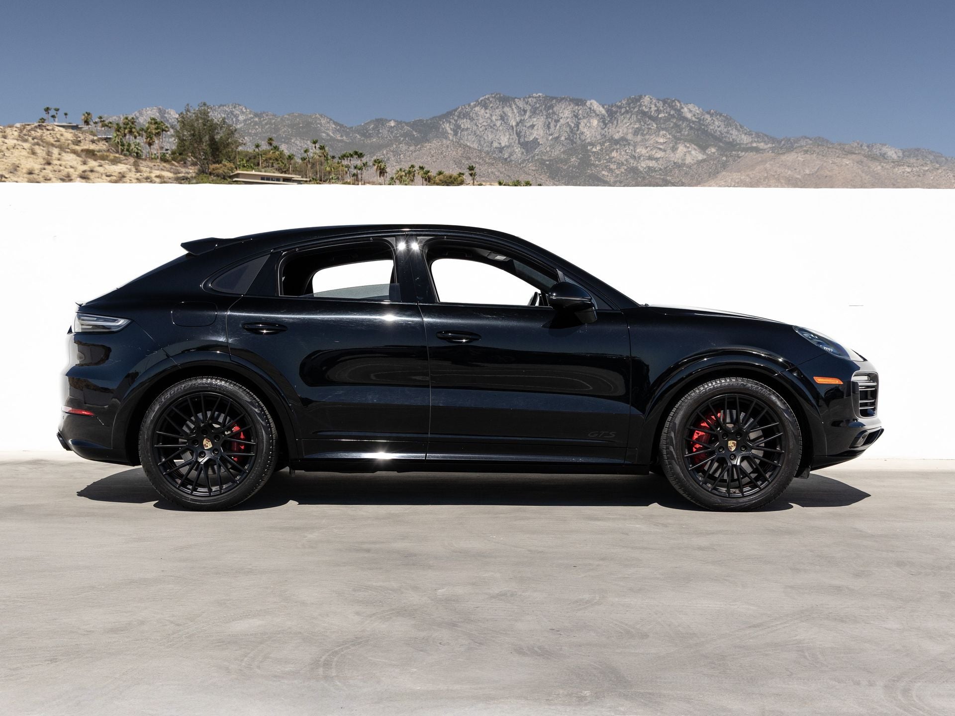 2022 Porsche Cayenne Cayenne GTS Coupe