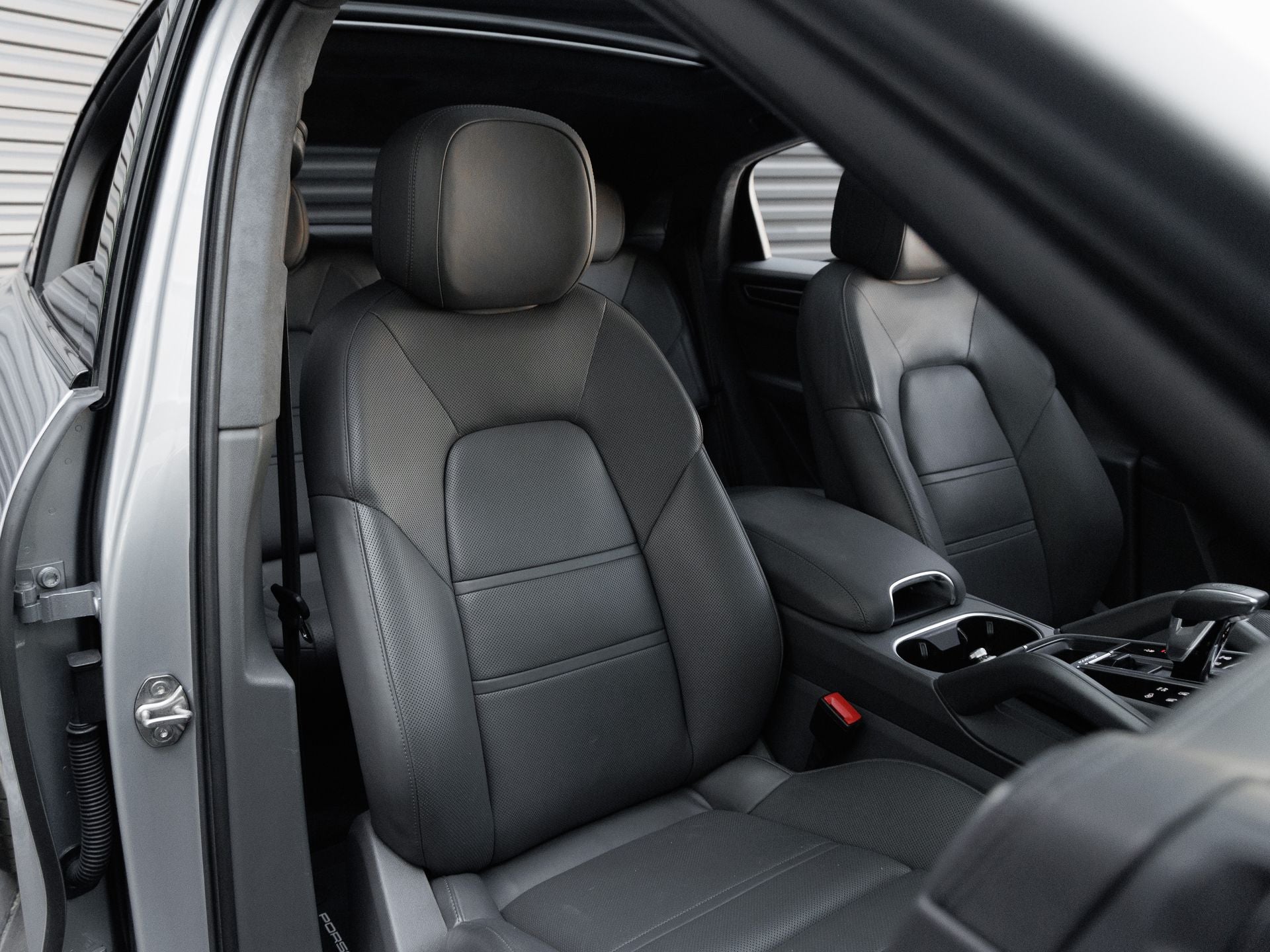 2021 Porsche Cayenne Cayenne GTS Coupe