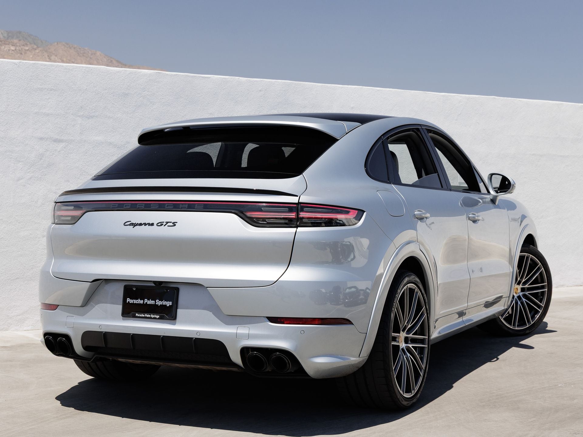 2021 Porsche Cayenne Cayenne GTS Coupe