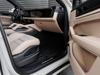 2026 Porsche Cayenne Cayenne GTS Coupe