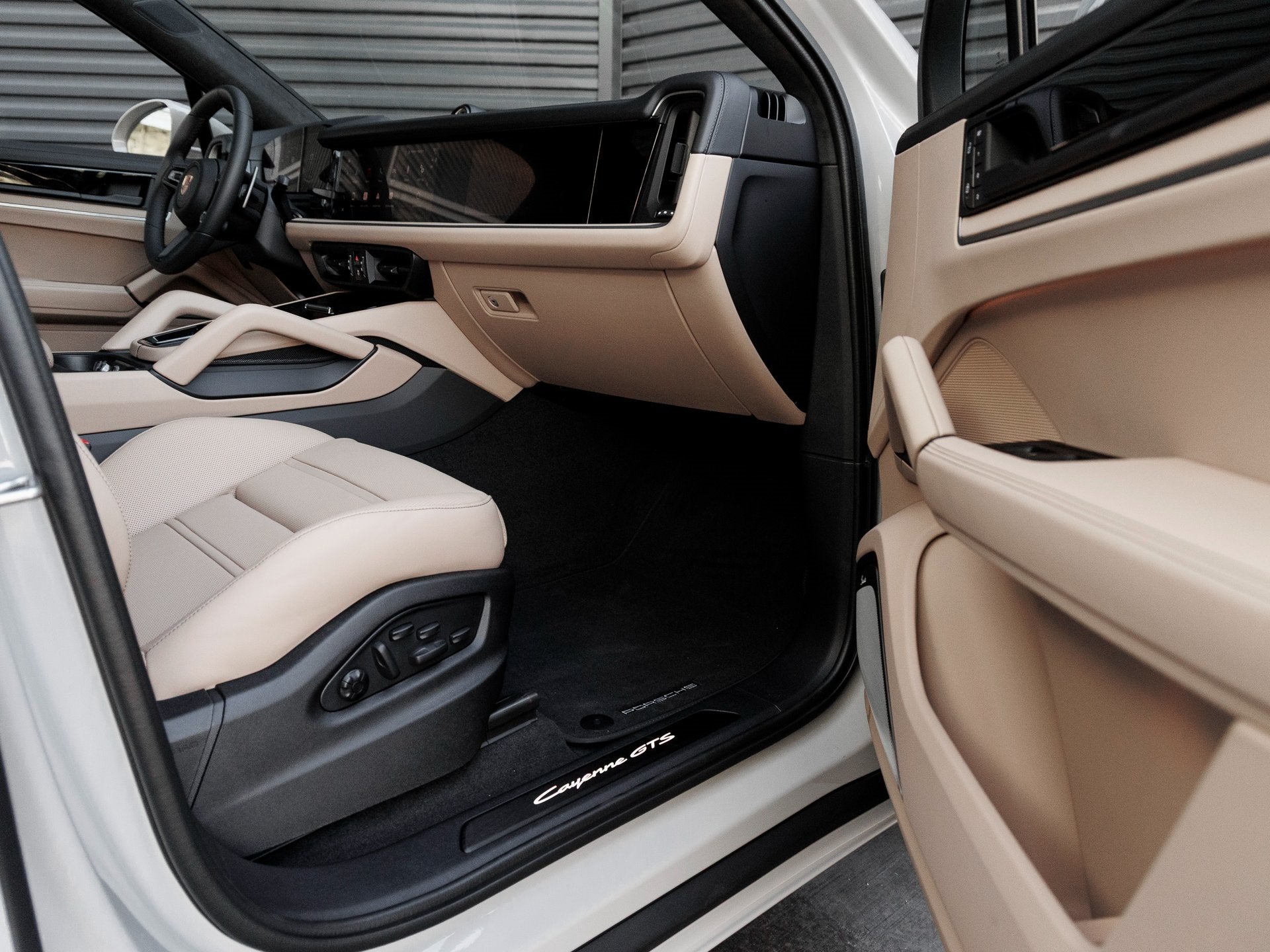 2026 Porsche Cayenne Cayenne GTS Coupe