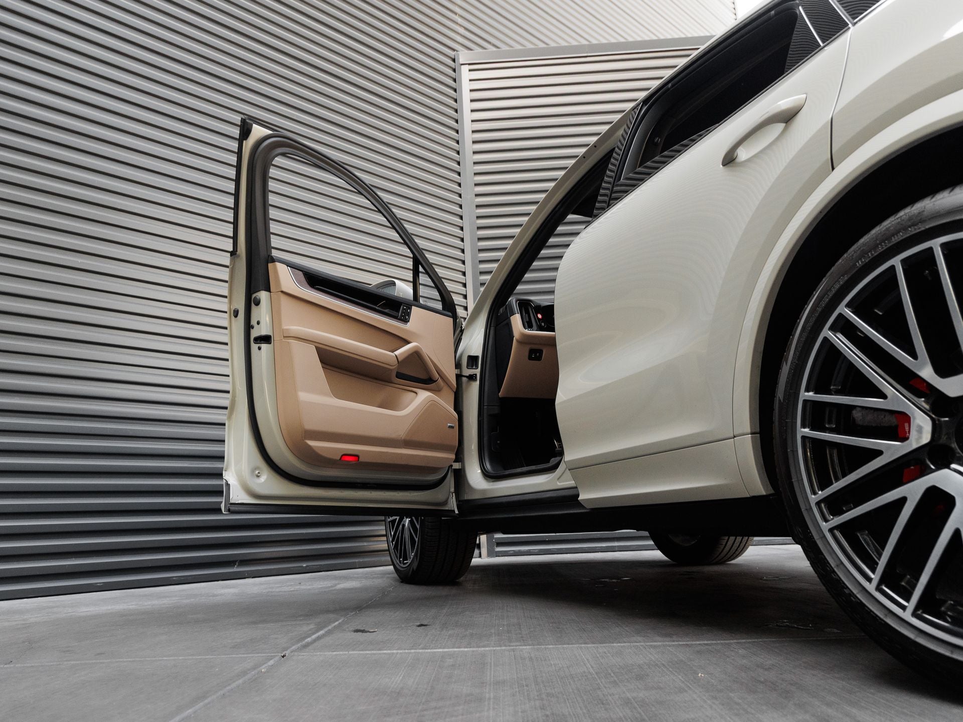 2025 Porsche Cayenne Cayenne S Coupe