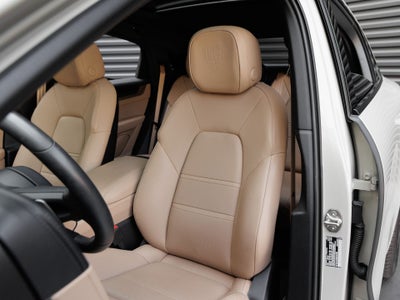 2025 Porsche Cayenne Cayenne S Coupe
