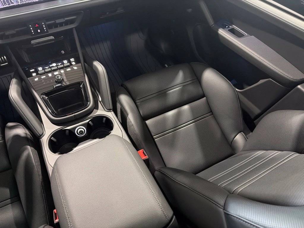 2026 Porsche Cayenne Cayenne S Coupe