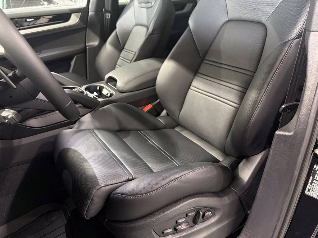 2026 Porsche Cayenne Cayenne S Coupe