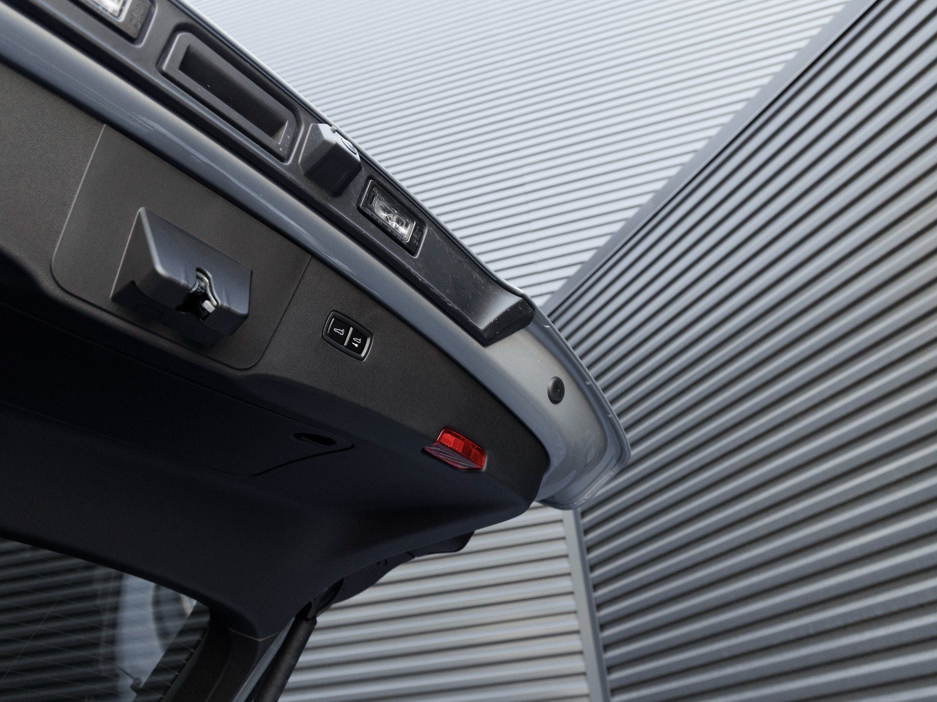 2025 Porsche Cayenne S Coupe