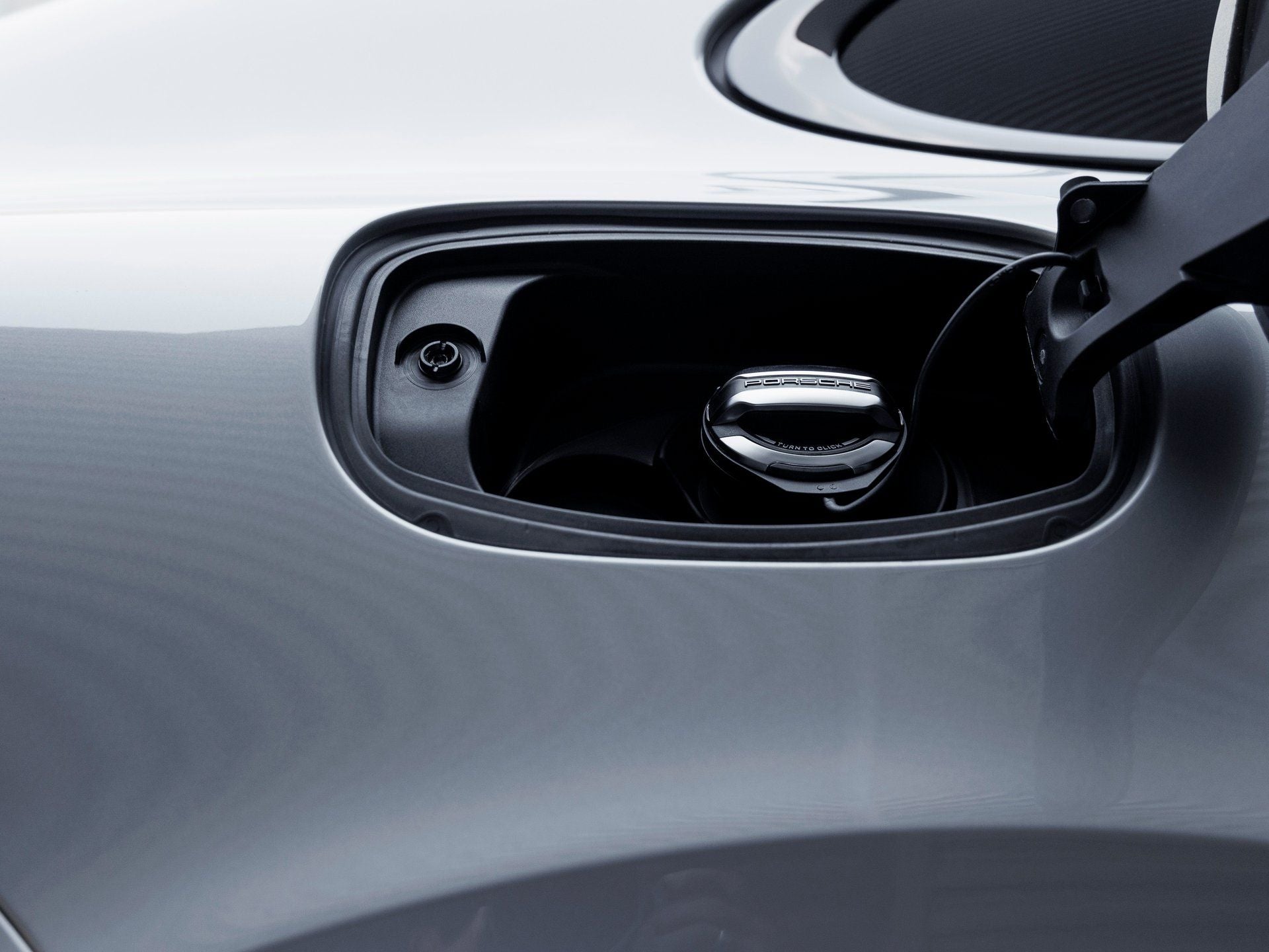 2025 Porsche Cayenne S Coupe