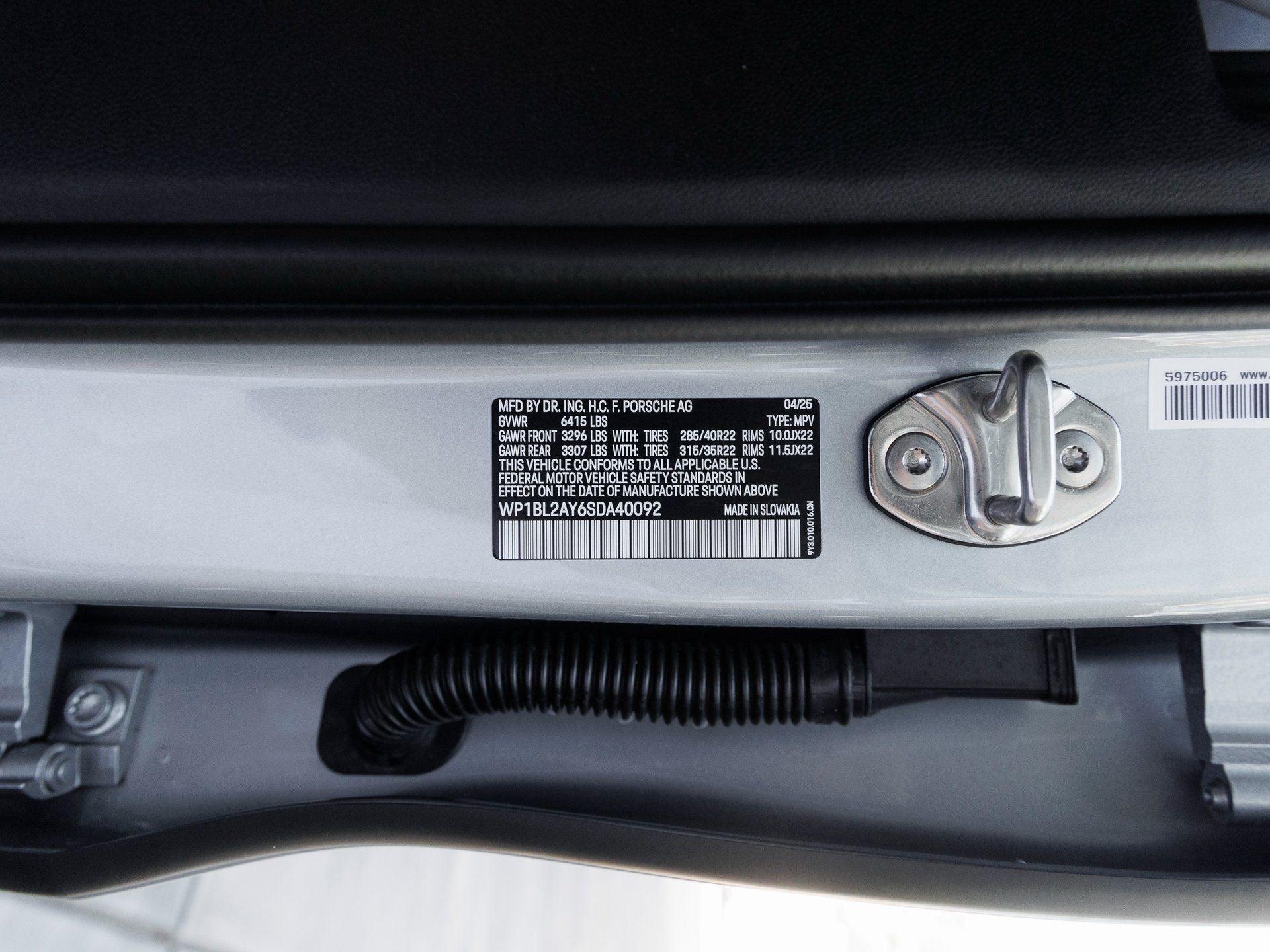 2025 Porsche Cayenne S Coupe