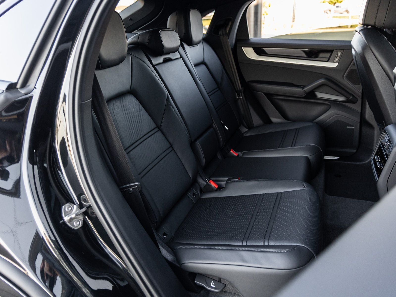 2026 Porsche Cayenne Cayenne S Coupe