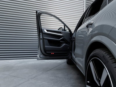 2025 Porsche Cayenne Cayenne S Coupe