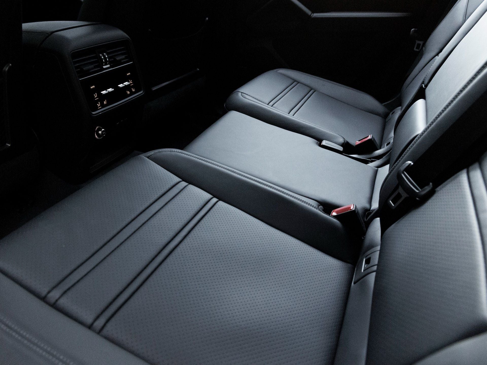 2025 Porsche Cayenne Cayenne S Coupe