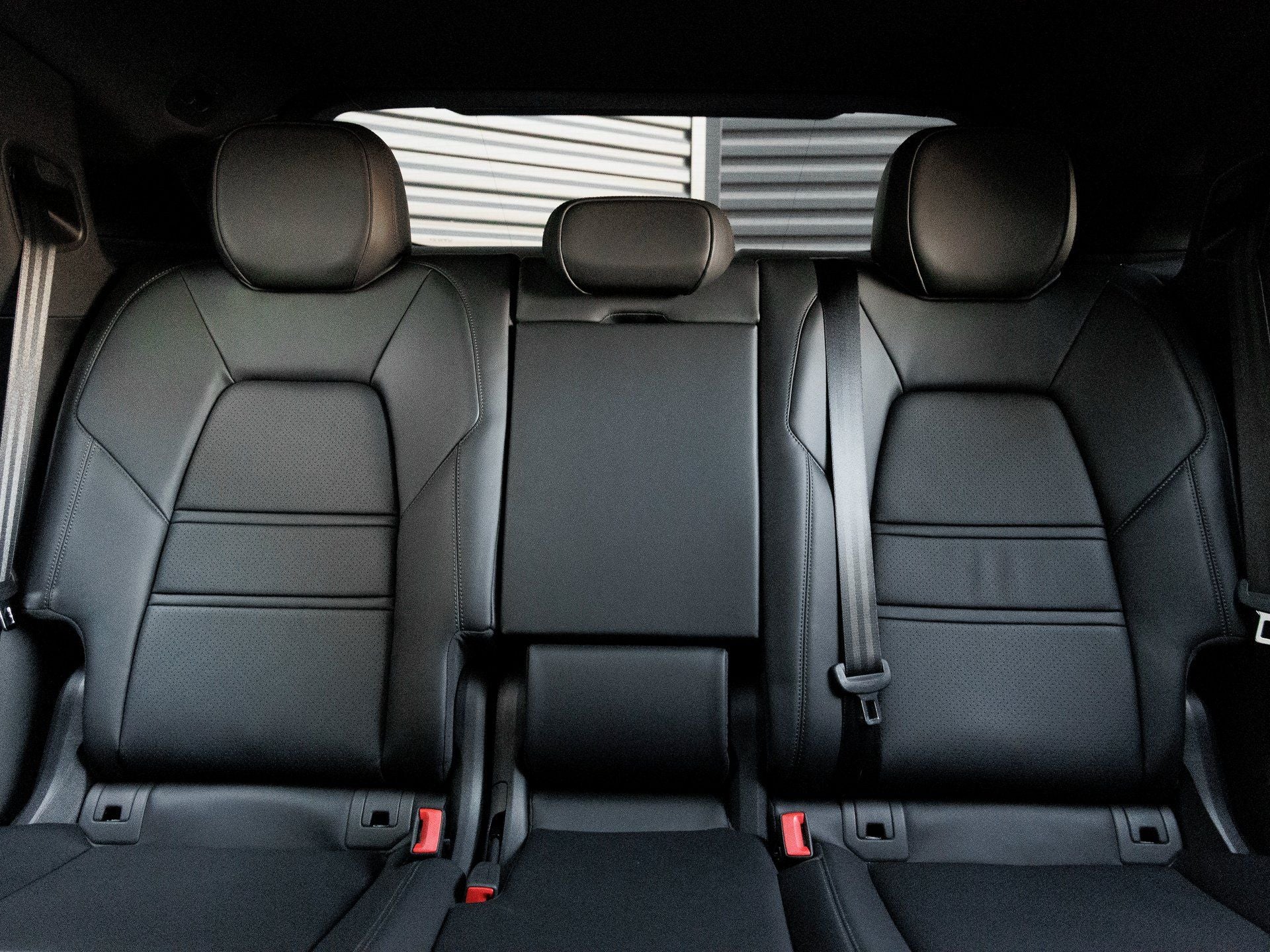 2025 Porsche Cayenne Cayenne S Coupe