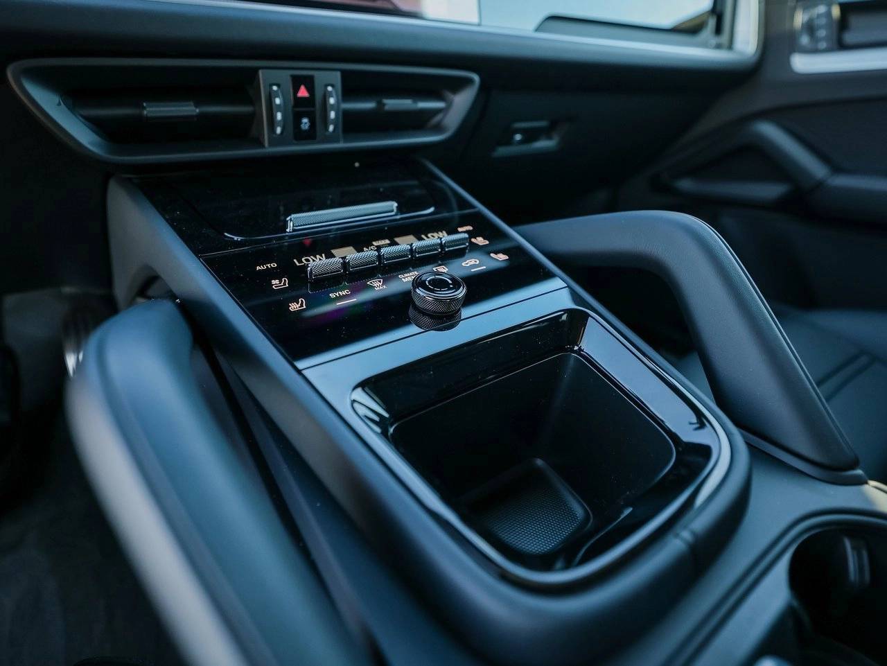 2025 Porsche Cayenne Cayenne S Coupe