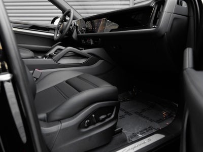 2026 Porsche Cayenne Cayenne S Coupe