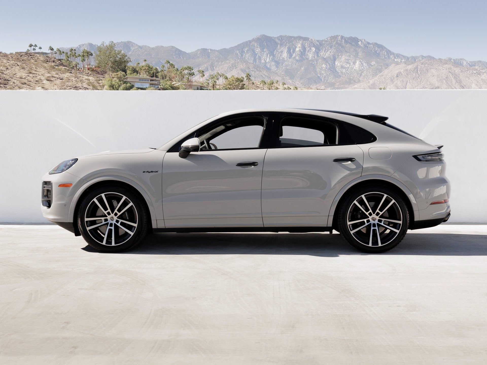 2025 Porsche Cayenne Cayenne Turbo E-Hybrid Coupe