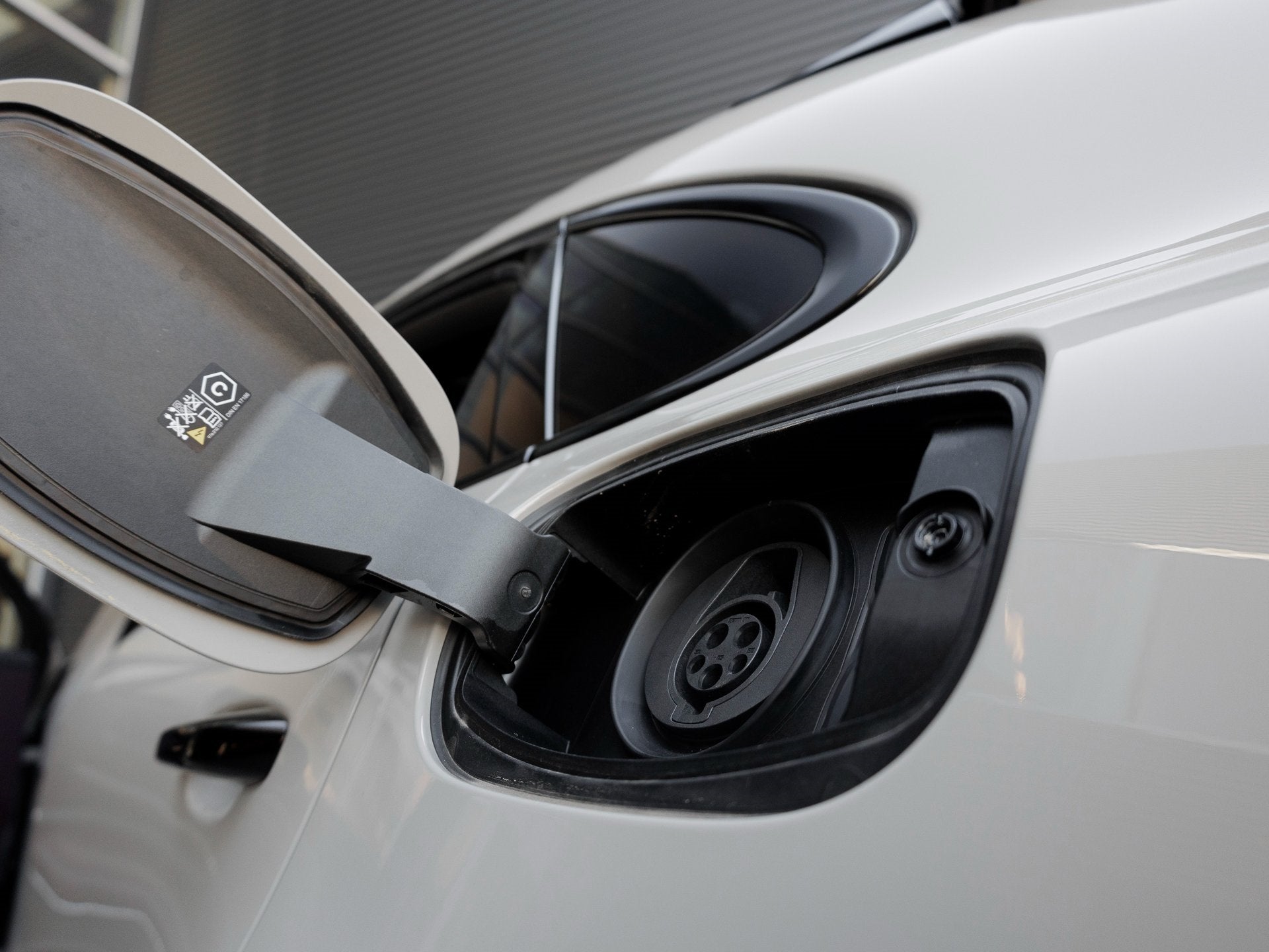 2025 Porsche Cayenne Cayenne Turbo E-Hybrid Coupe