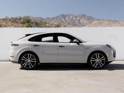 2025 Porsche Cayenne Cayenne Turbo E-Hybrid Coupe