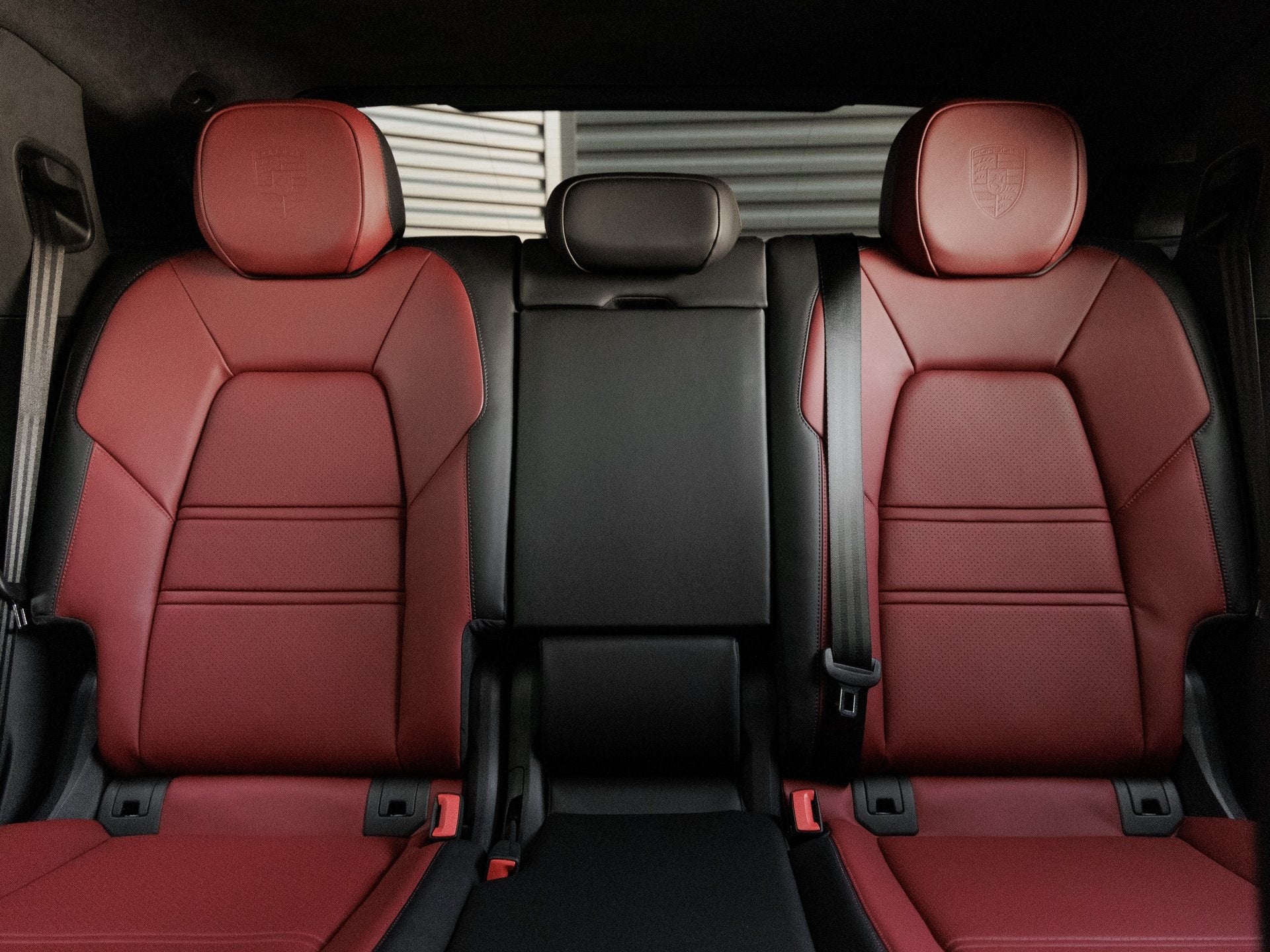 2025 Porsche Cayenne Cayenne Turbo E-Hybrid Coupe