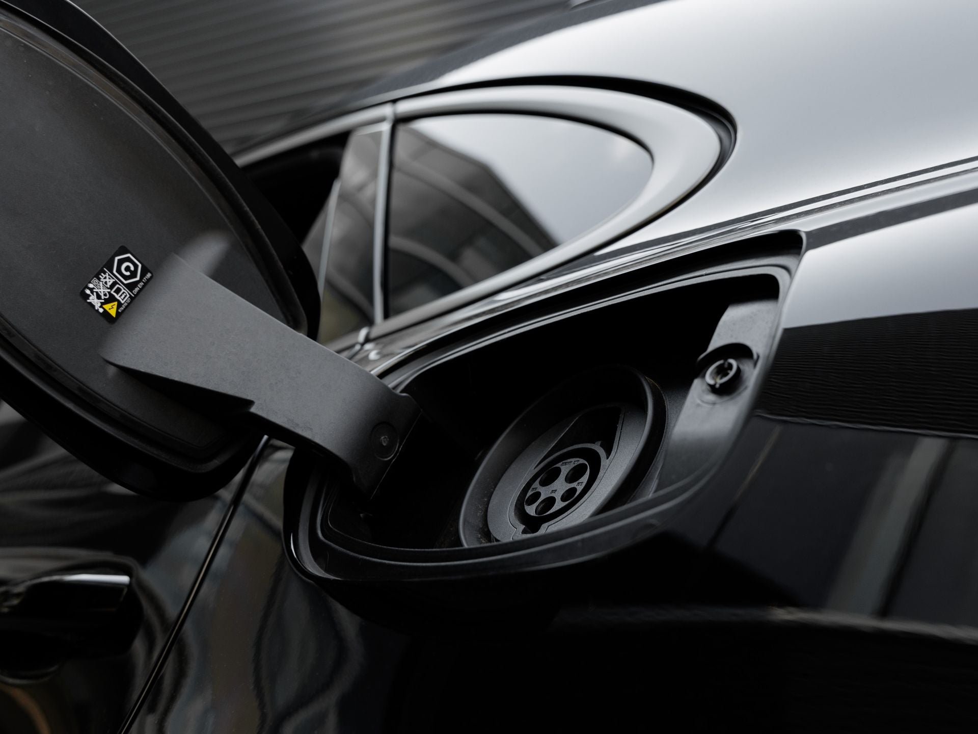 2025 Porsche Cayenne Cayenne Turbo E-Hybrid Coupe