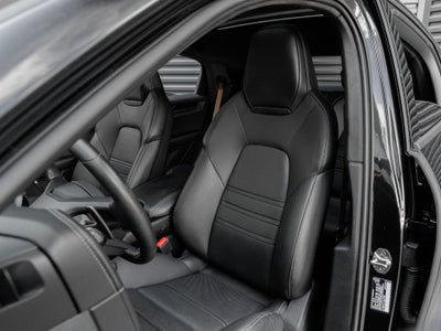 2025 Porsche Cayenne Cayenne Turbo E-Hybrid Coupe