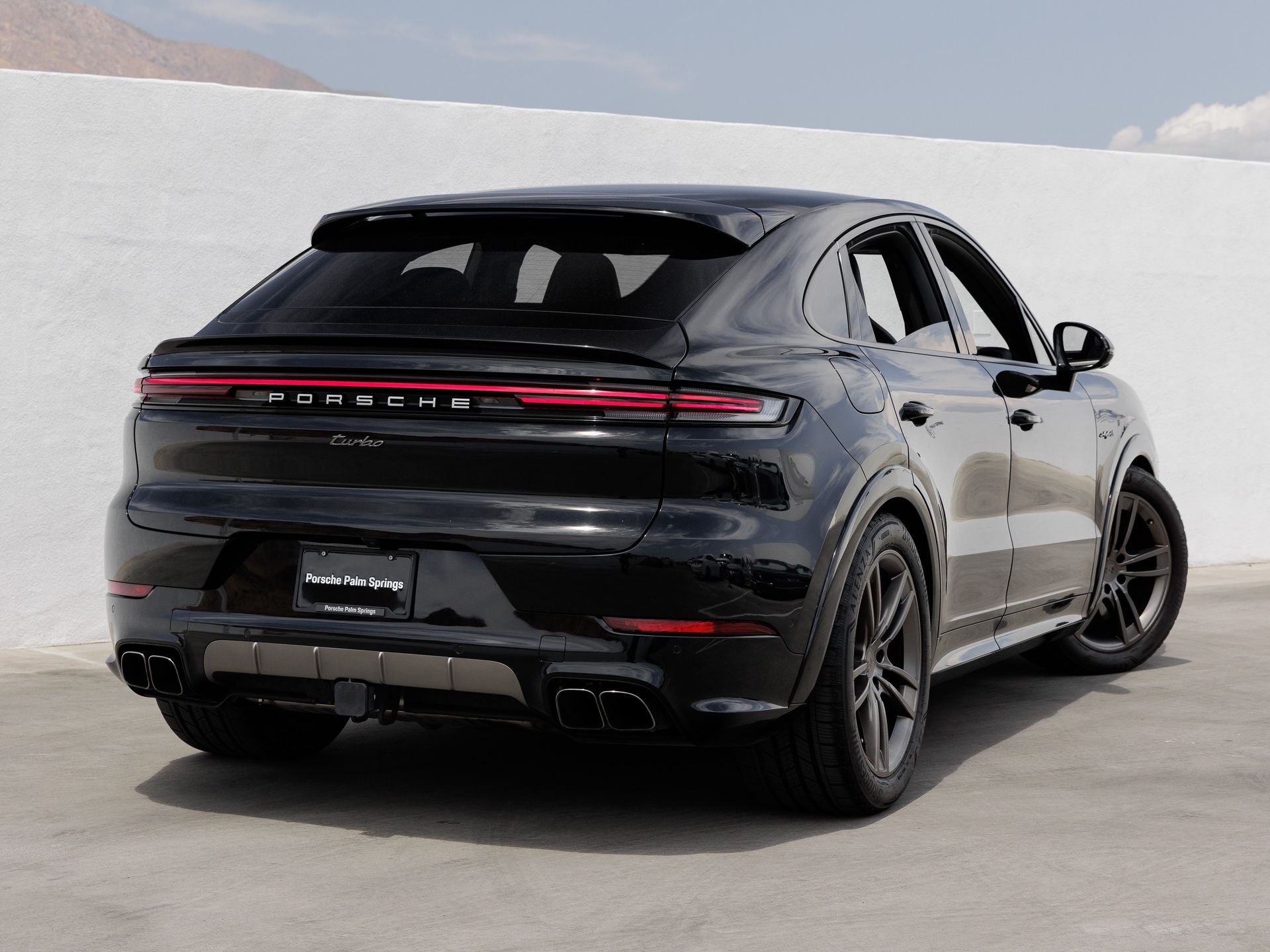 2025 Porsche Cayenne Cayenne Turbo E-Hybrid Coupe