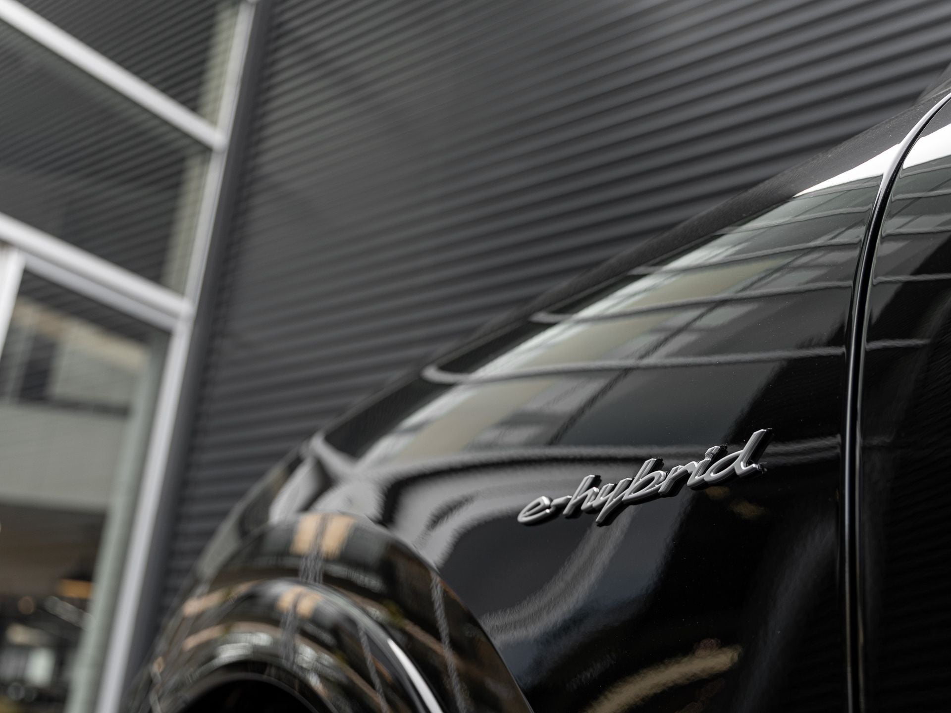2025 Porsche Cayenne S E-Hybrid Coupe