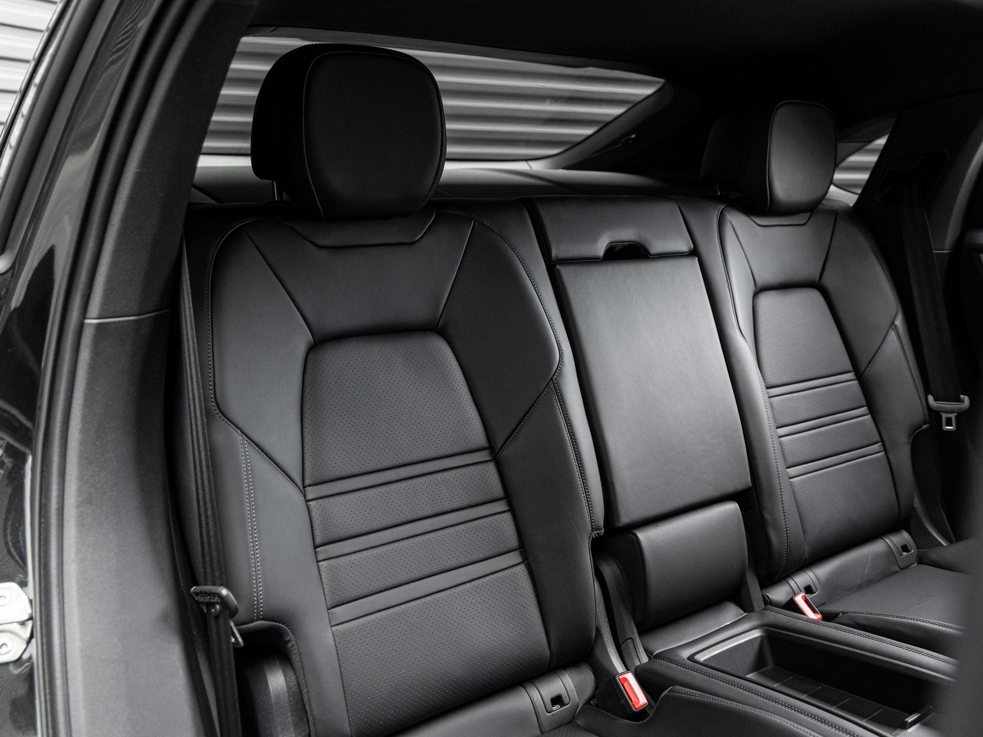 2025 Porsche Cayenne S E-Hybrid Coupe
