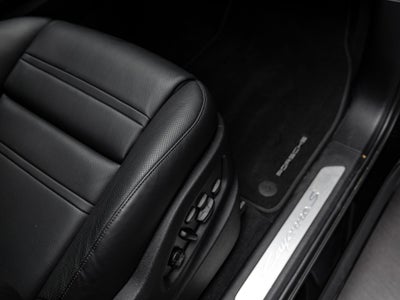 2025 Porsche Cayenne S E-Hybrid Coupe