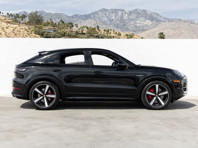 2025 Porsche Cayenne S E-Hybrid Coupe