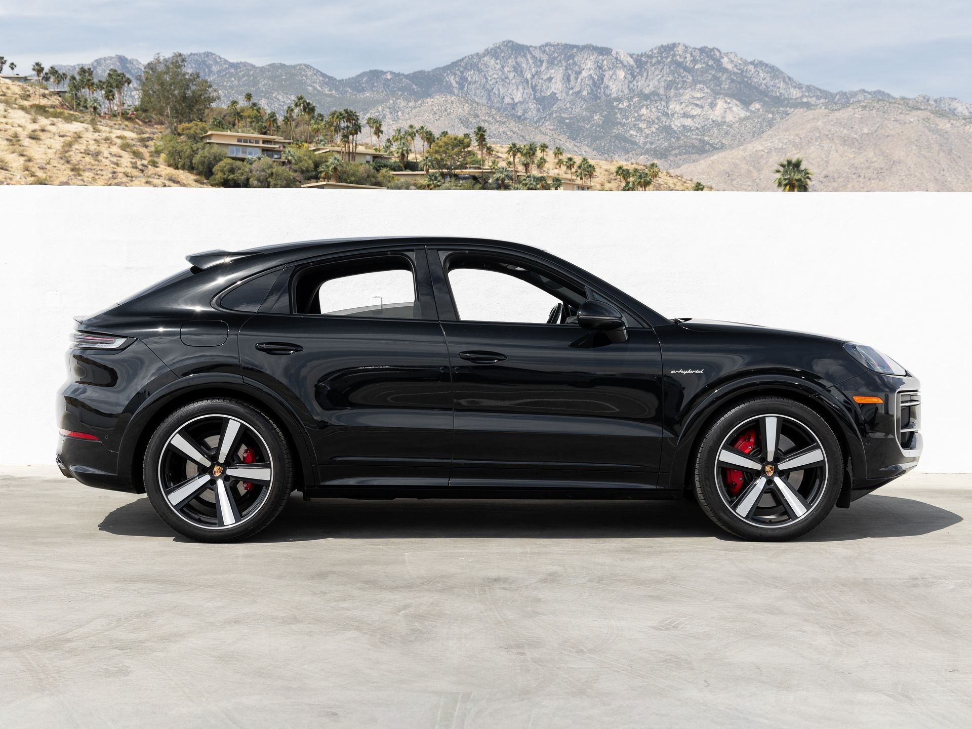 2025 Porsche Cayenne S E-Hybrid Coupe