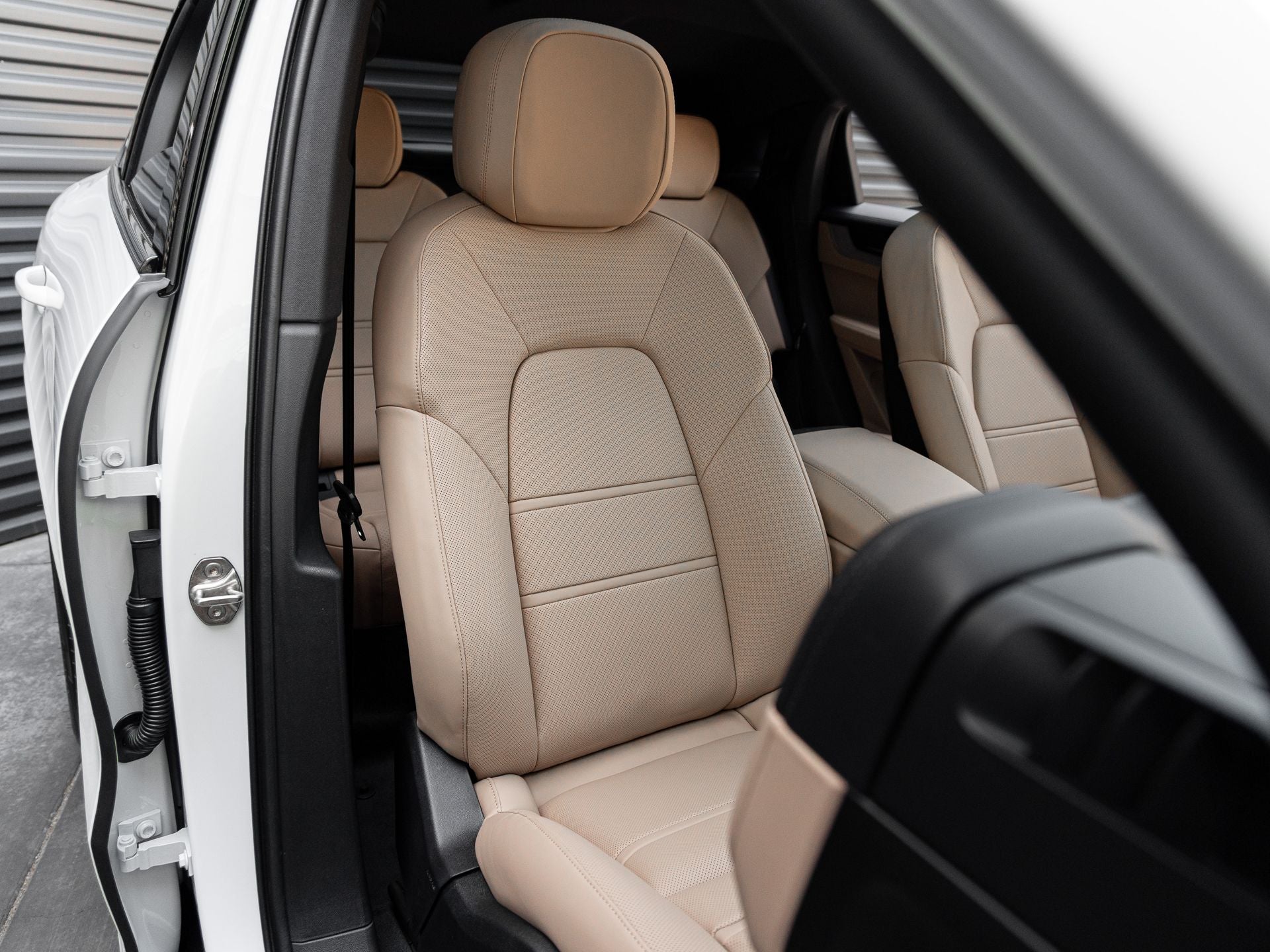 2026 Porsche Cayenne S E-Hybrid Coupe