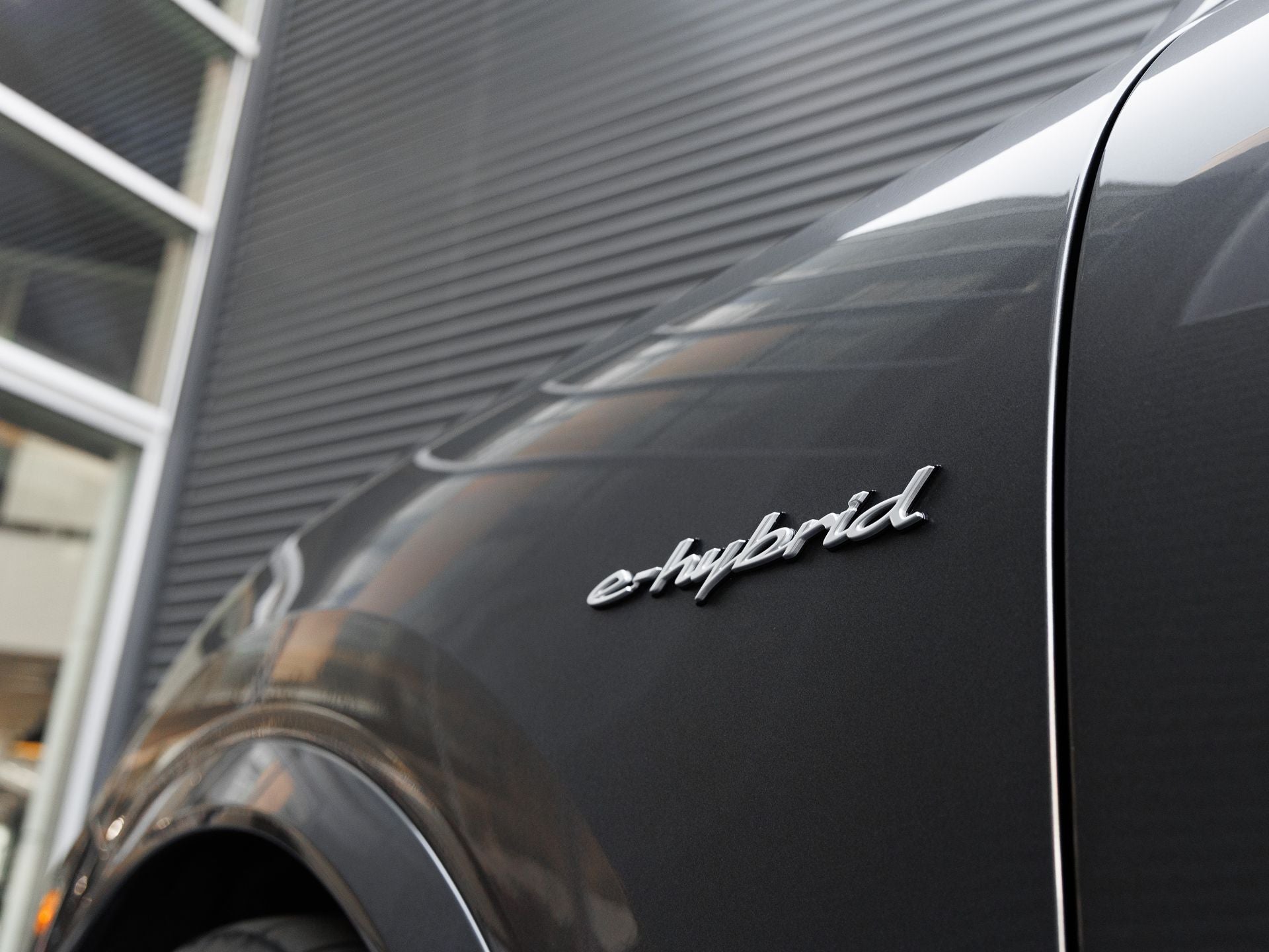 2025 Porsche Cayenne Cayenne S E-Hybrid Coupe