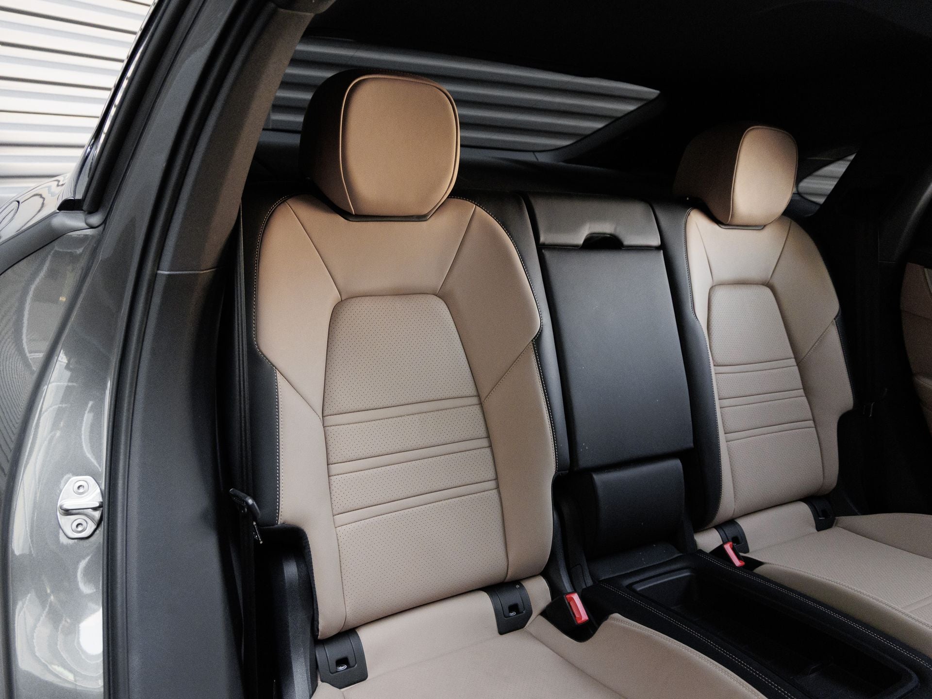 2025 Porsche Cayenne Cayenne S E-Hybrid Coupe