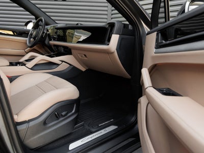 2025 Porsche Cayenne Cayenne S E-Hybrid Coupe