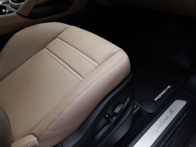 2025 Porsche Cayenne Cayenne S E-Hybrid Coupe