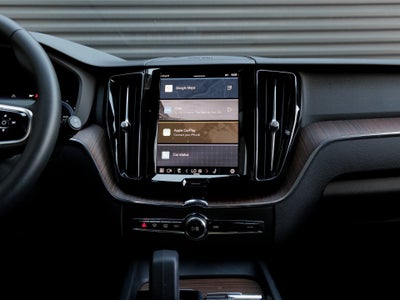 2024 Volvo XC60 Recharge Plug-In Hybrid T8 Plus Dark Theme