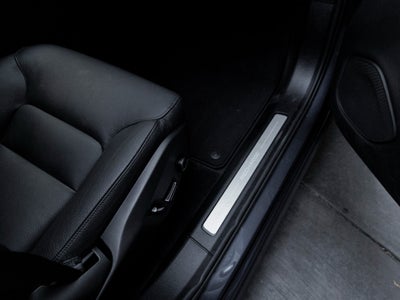 2024 Volvo XC60 Recharge Plug-In Hybrid T8 Plus Dark Theme