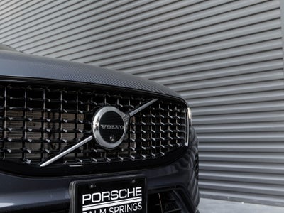 2024 Volvo XC60 Recharge Plug-In Hybrid T8 Plus Dark Theme