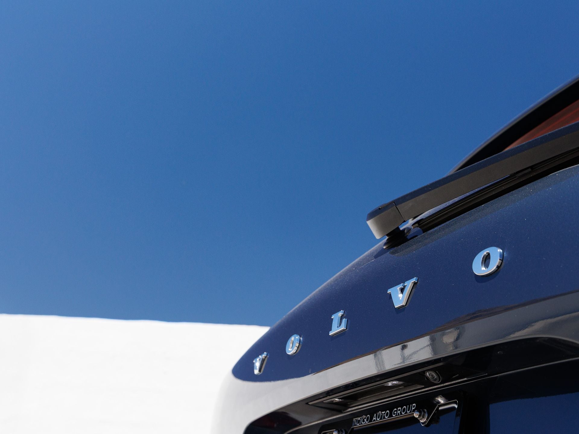 2023 Volvo XC60 B5 Ultimate Bright Theme