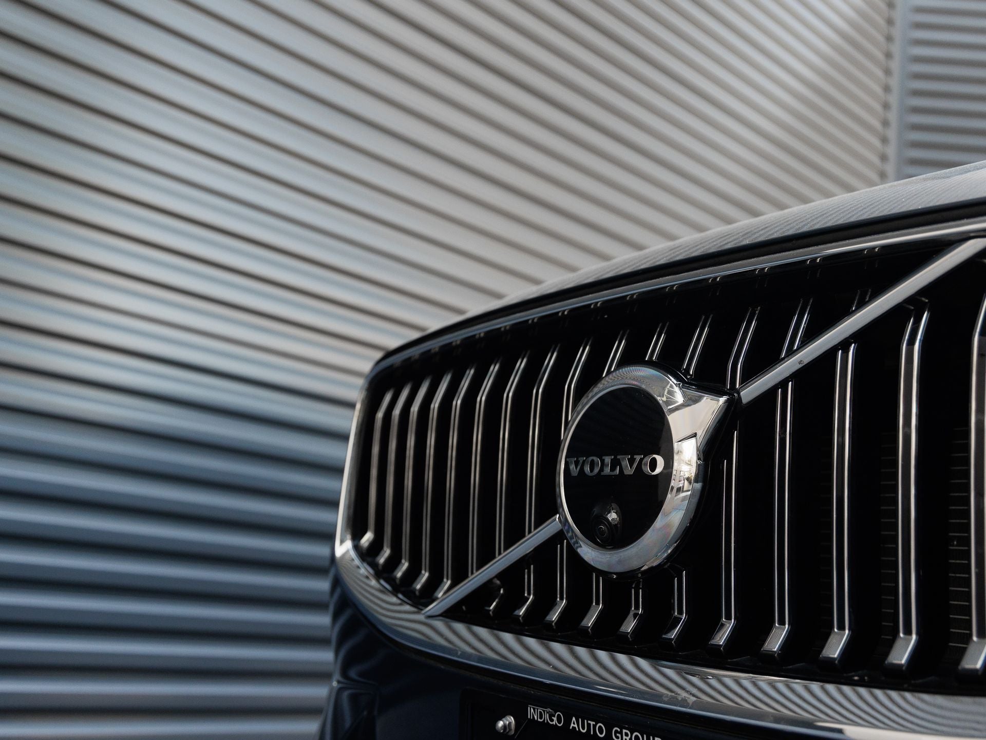 2023 Volvo XC60 B5 Ultimate Bright Theme