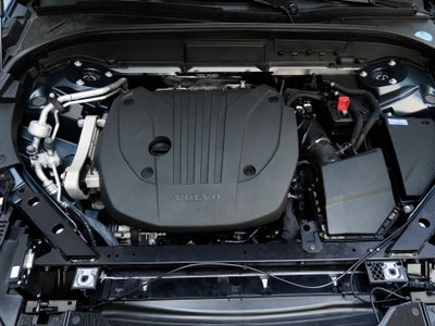 2023 Volvo XC60 B5 Ultimate Bright Theme