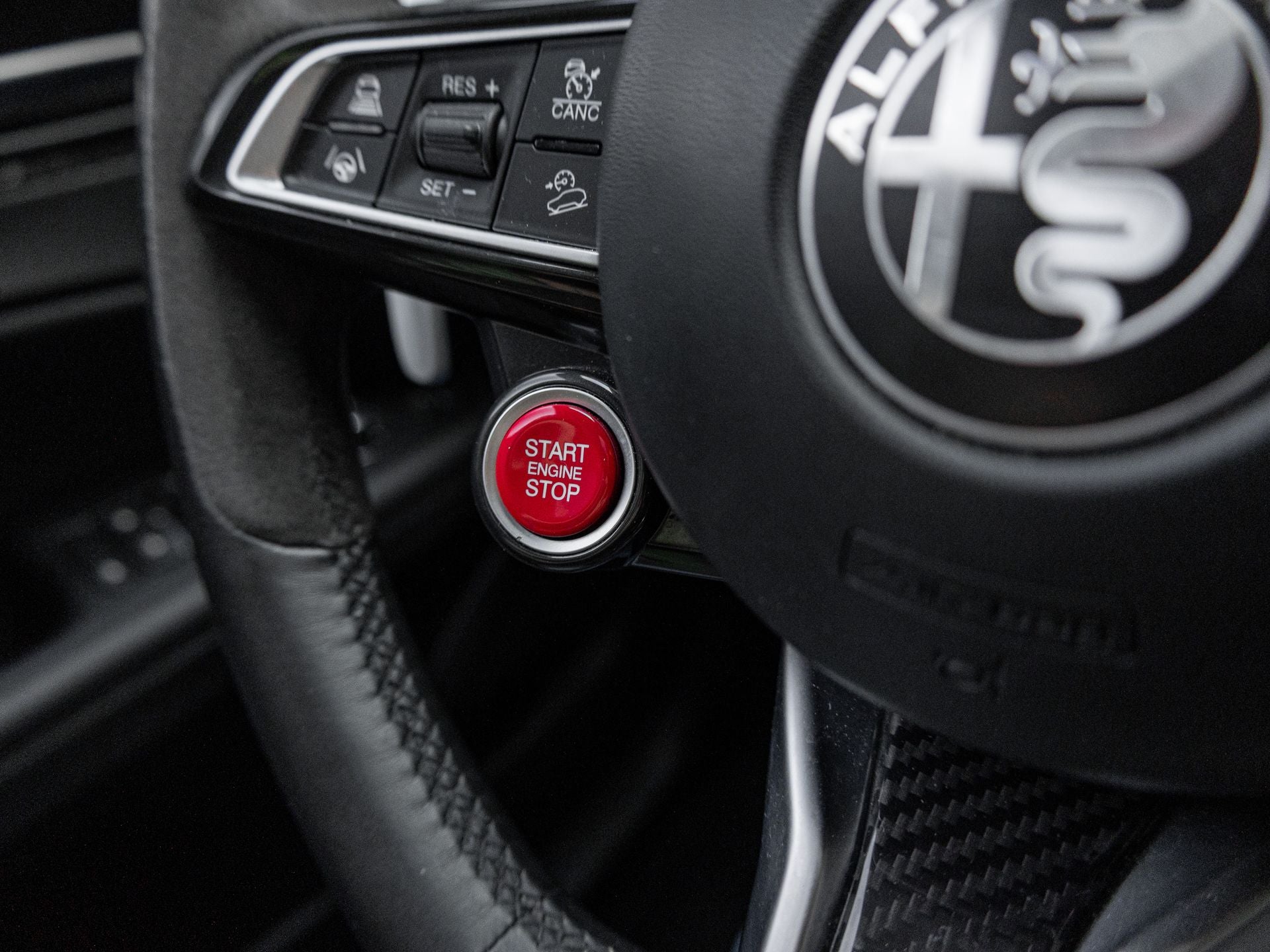 2022 Alfa Romeo Stelvio Quadrifoglio