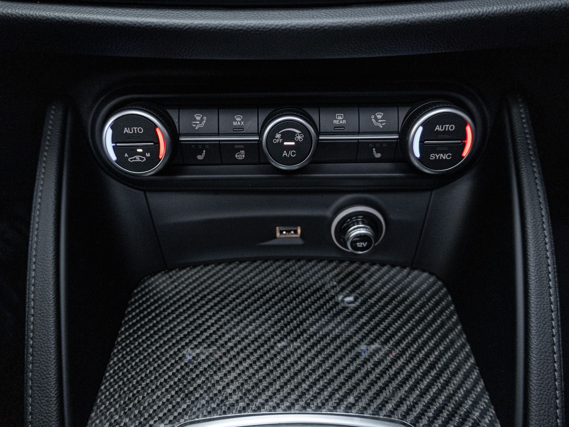 2022 Alfa Romeo Stelvio Quadrifoglio