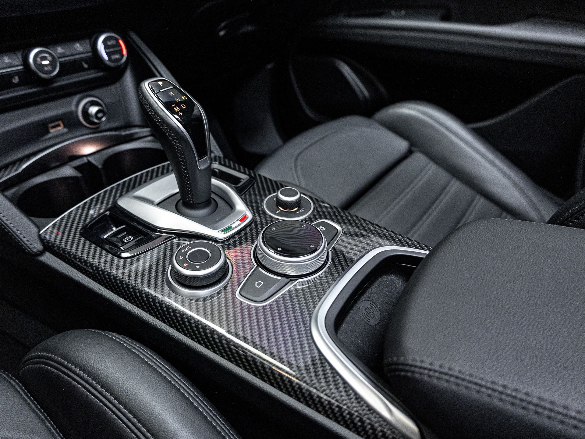 2022 Alfa Romeo Stelvio Quadrifoglio