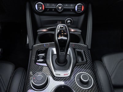 2022 Alfa Romeo Stelvio Quadrifoglio