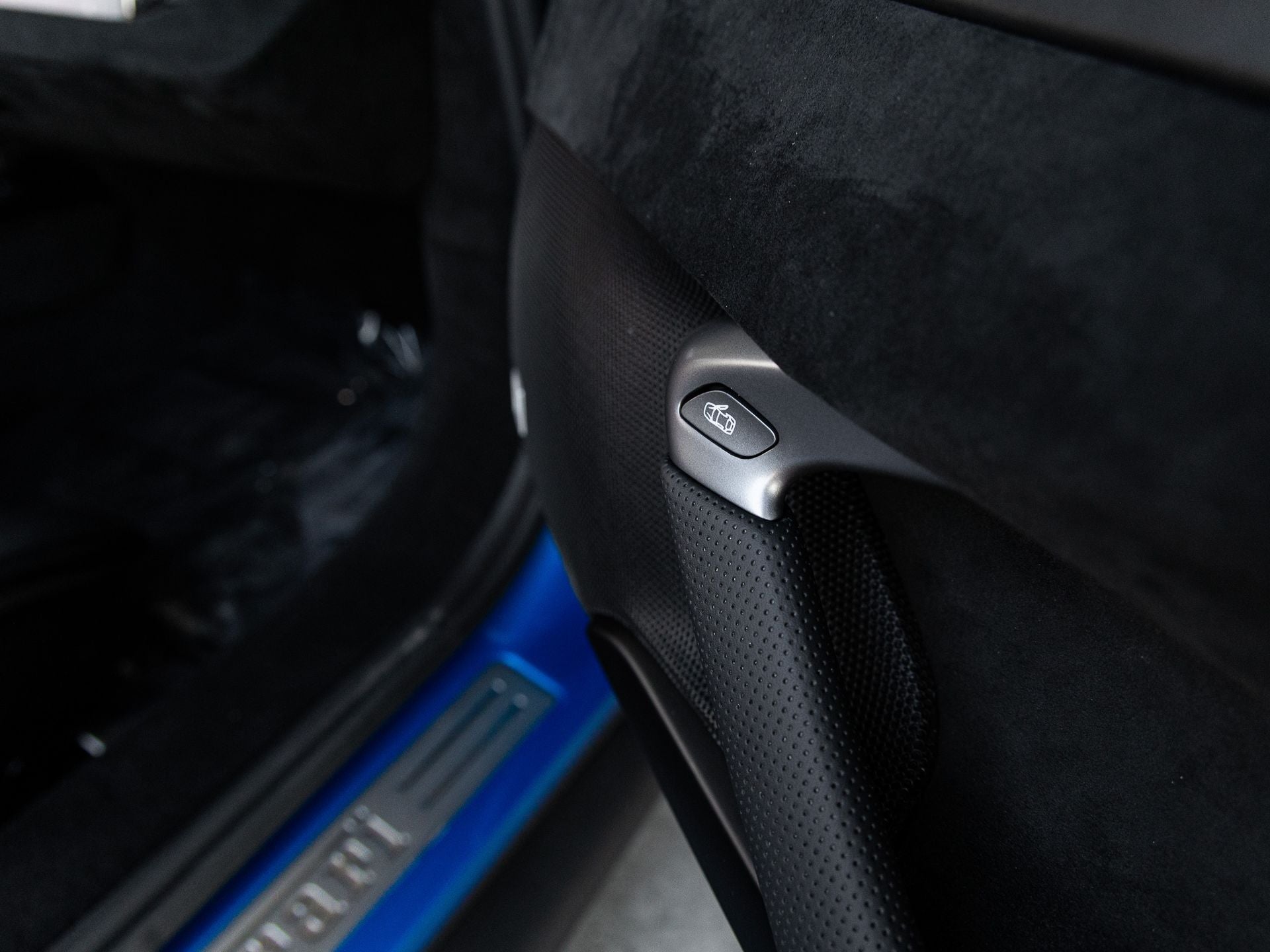 2025 Ferrari 296 GTB Base